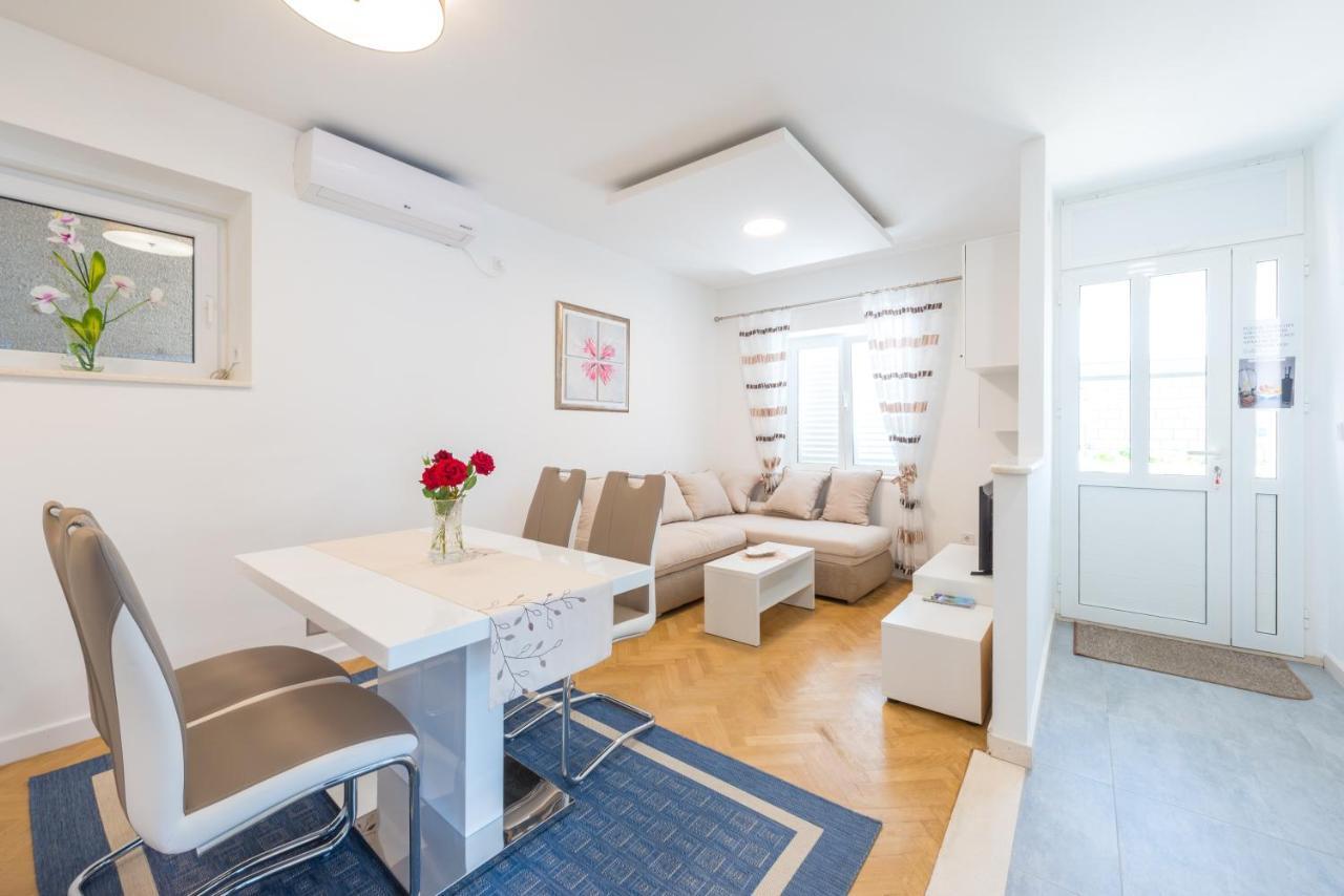 Apartments Lucija Dubrovnik Ruang foto